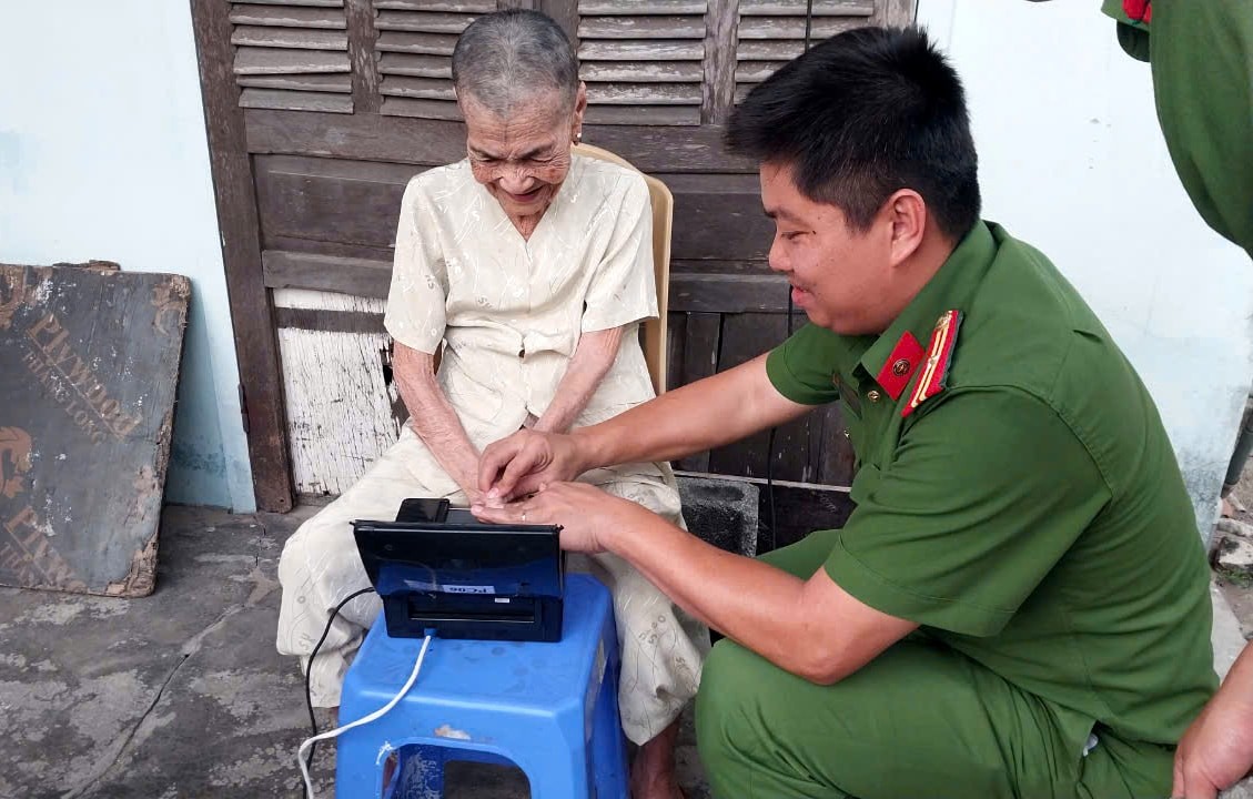 xuc-dong-la-thu-nguoi-dan-cu-lao-cham-gui-ban-giam-doc-cong-an-quang-nam-1-1745374843.jpg
